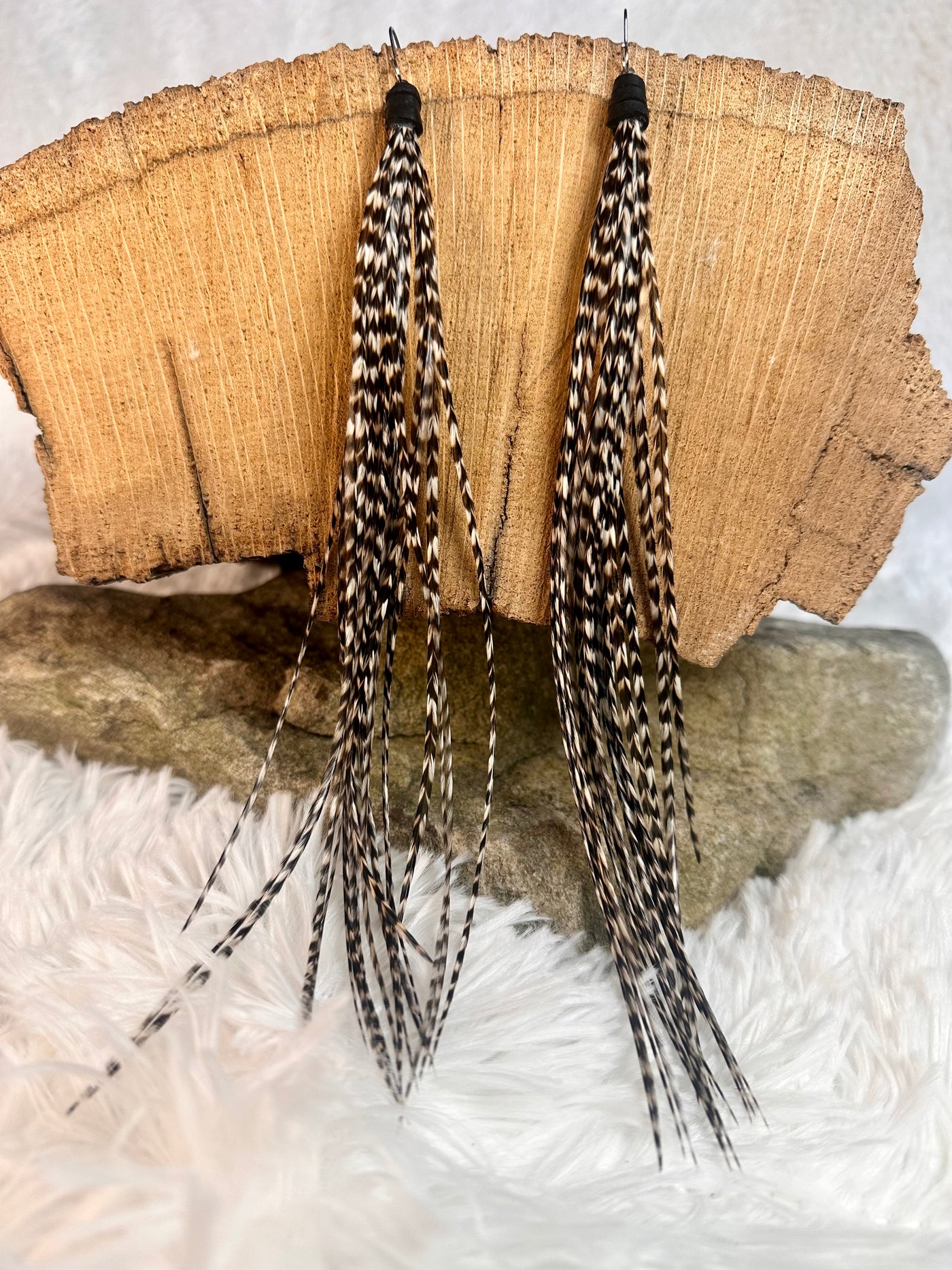 The Roe – 8 inch Beautiful Handmade Everyday White and Black Feather Grizzly Earrings
