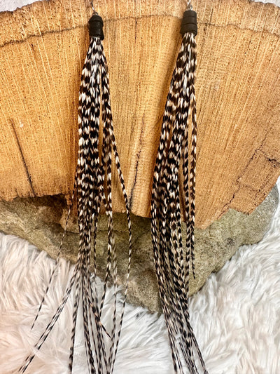 The Roe – 8 inch Beautiful Handmade Everyday White and Black Feather Grizzly Earrings